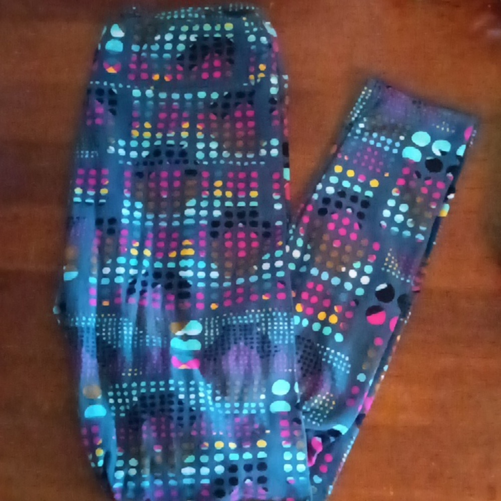 LuLaRoe OS leggings